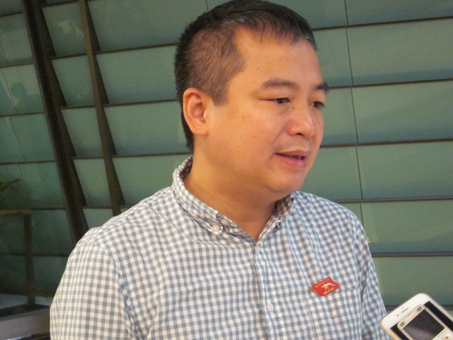 Ông Nguyễn Lân Hiếu (con trai giáo sư Nguyễn Lân Dũng) - đoàn đại biểu Quốc hội An Giang